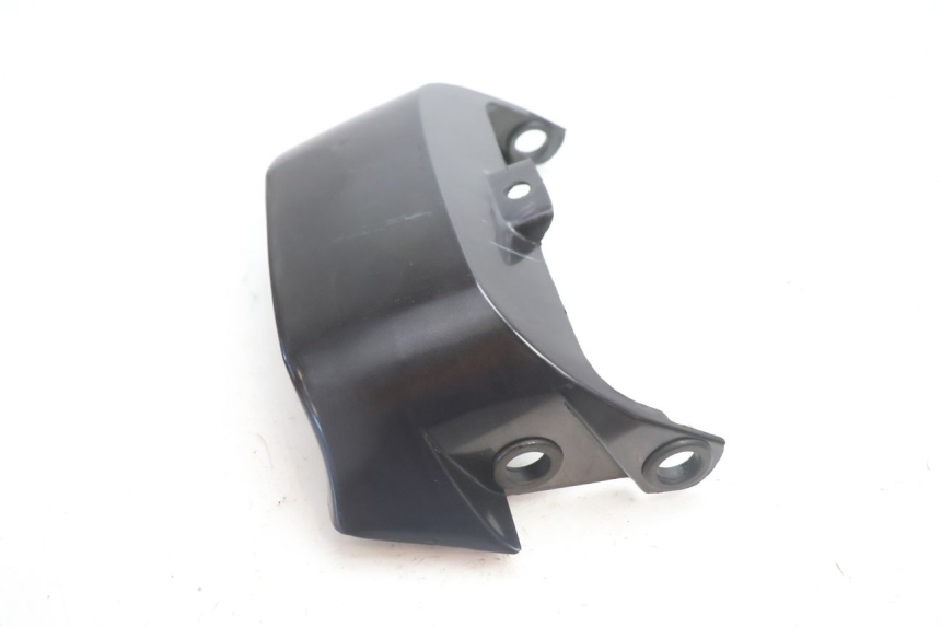 photo de JONCTION CARENAGE ARRIERE SUPERIEUR SUZUKI GSX F GSXF 750 (1988 - 1998) - Détail de la pièce