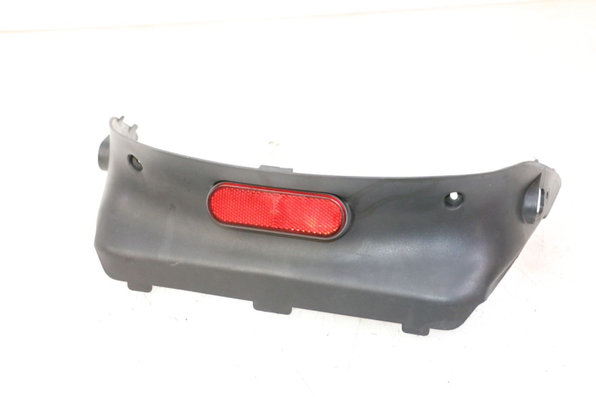 photo de JONCTION CARENAGE ARRIERE SUPERIEUR DAELIM HISTORY 125 (2001 - 2002) - Vue principale