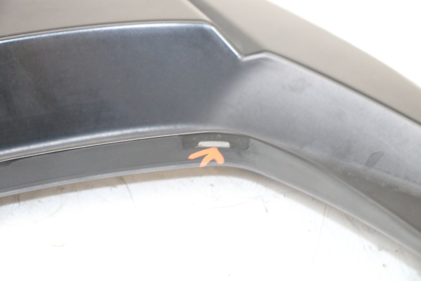 photo de JONCTION CARENAGE ARRIERE SUPERIEUR HONDA FORZA 125 (2021 - 2025) - Points de fixation