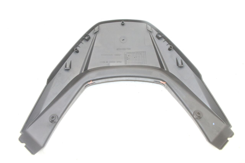 photo de JONCTION CARENAGE ARRIERE SUPERIEUR HONDA FORZA 125 (2021 - 2025) - Pièce contrôlée