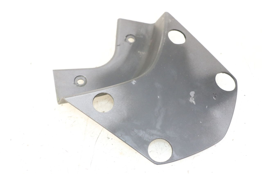 photo de JONCTION CARENAGE ARRIERE SUPERIEUR HONDA PCX (JF57/JF64) 125 (2014 - 2018) - Vue principale