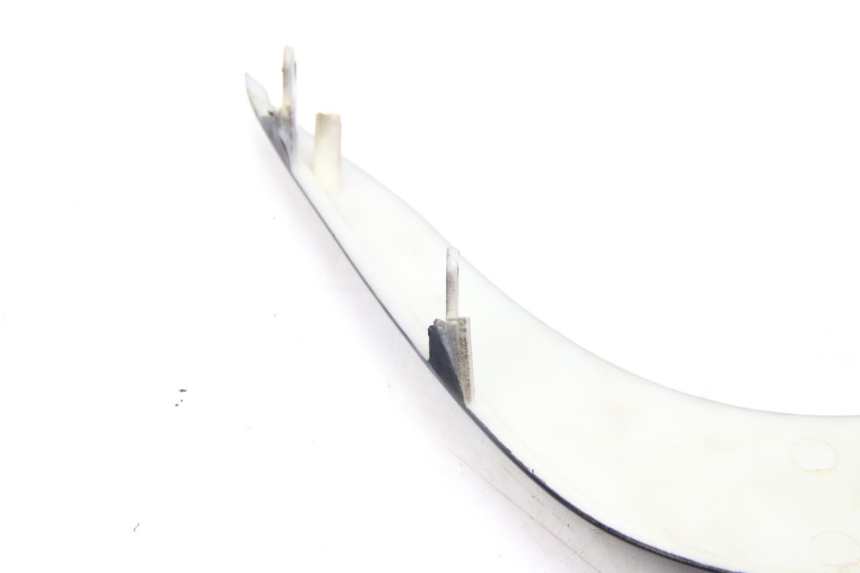 photo de JONCTION CARENAGE ARRIERE SUPERIEUR REVATTO IMPERATOR 125 (2007 - 2015) - Points de fixation