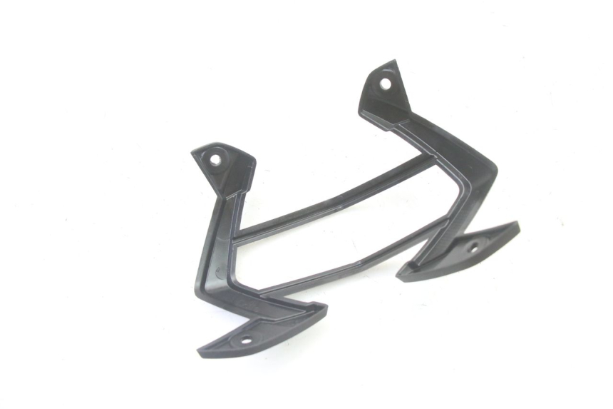 photo de JONCTION CARENAGE ARRIERE SUPERIEUR PEUGEOT KISBEE 4T 50 (2018 - 2022) - Autre angle de vue