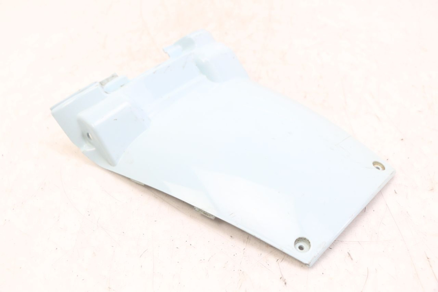 photo de JONCTION CARENAGE ARRIERE SUPERIEUR KYMCO LIKE 4T 50 (2009 - 2018) - Détail de la pièce