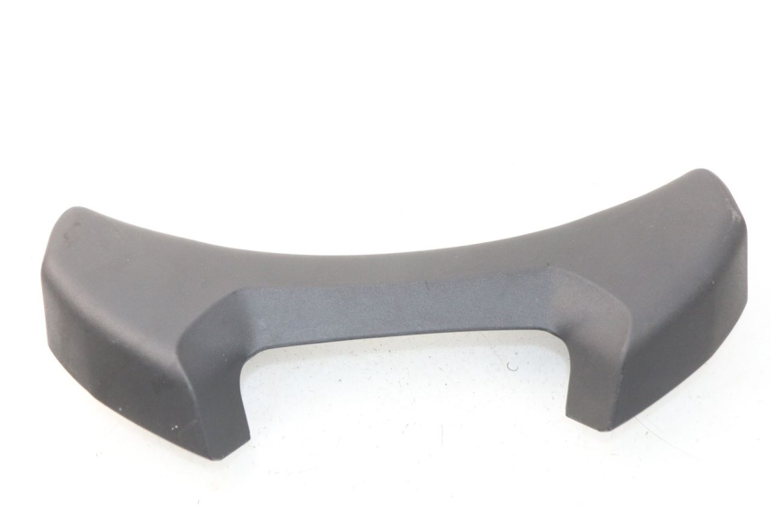 photo de JONCTION CARENAGE ARRIERE SUPERIEUR PEUGEOT METROPOLIS 400 (2017 - 2020) - Vue principale