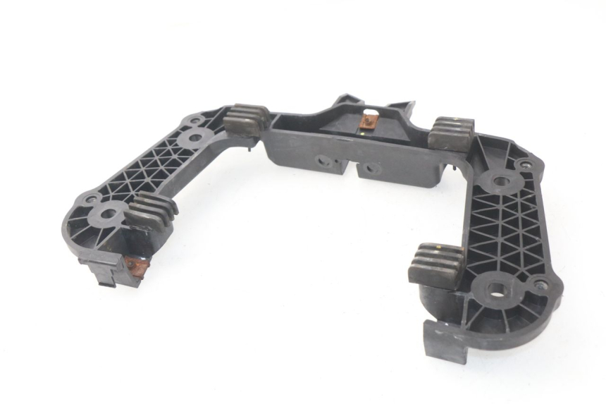 photo de JONCTION CARENAGE ARRIERE SUPERIEUR YAMAHA NEOS NEO'S 4T 50 (2008 - 2016) - Détail de la pièce