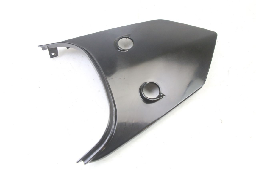 photo de JONCTION CARENAGE ARRIERE SUPERIEUR SYM ORBIT III 3 4T 50 (2021 - 2025) - Autre angle de vue