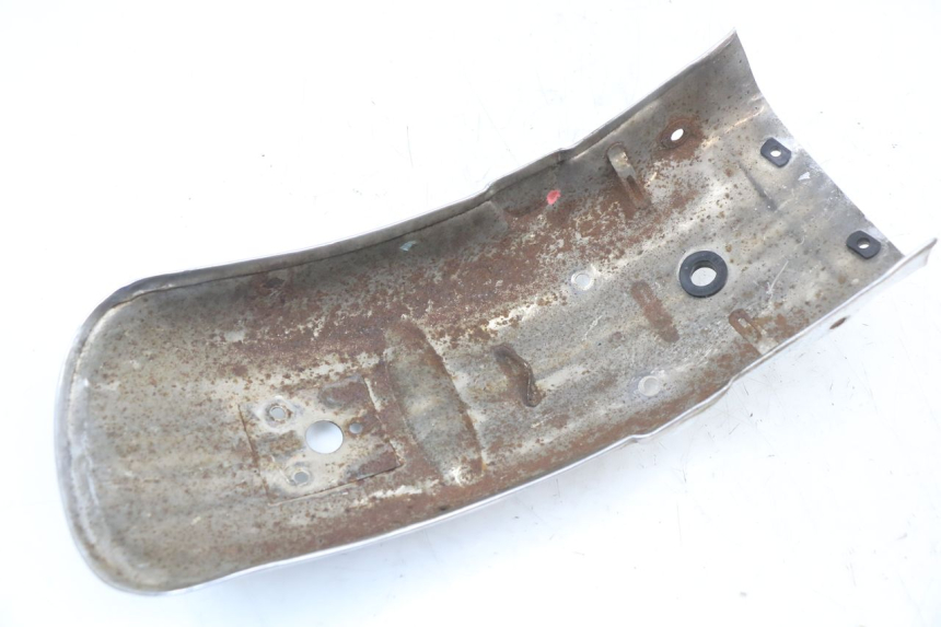 photo de JONCTION CARENAGE ARRIERE SUPERIEUR ASTOR ORCAL 125 (2015 - 2017) - Gros plan technique