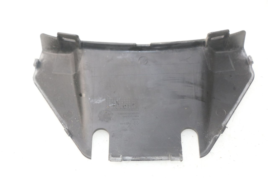 photo de JONCTION CARENAGE ARRIERE SUPERIEUR DAELIM S3 125 (2010 - 2017) - Détail de la pièce