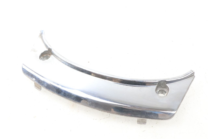 photo de JONCTION CARENAGE ARRIERE SUPERIEUR PEUGEOT SATELIS 125 (2006 - 2009) - Vue principale