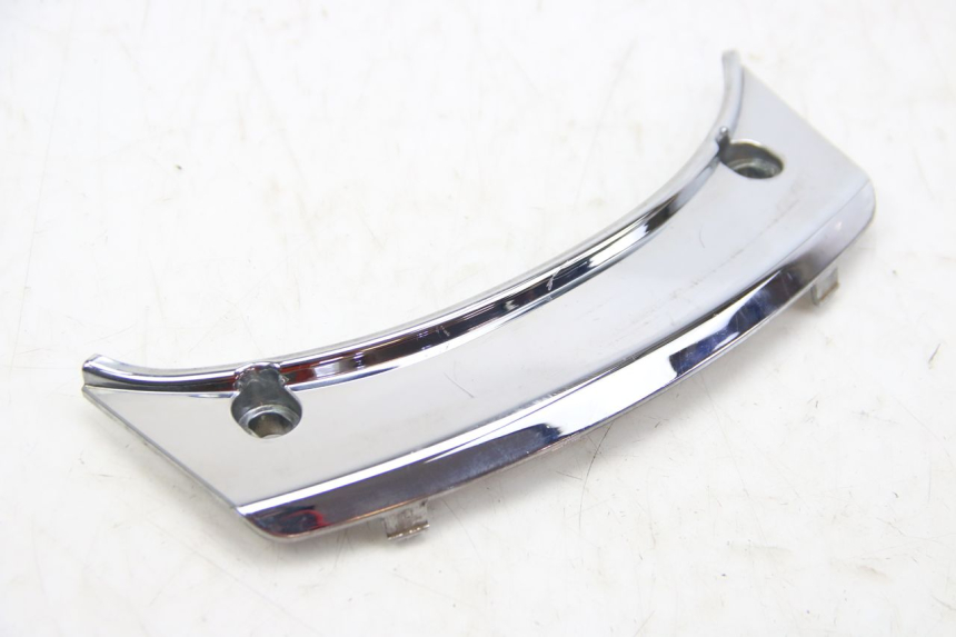 photo de JONCTION CARENAGE ARRIERE SUPERIEUR PEUGEOT SATELIS 125 (2006 - 2009) - Vue principale