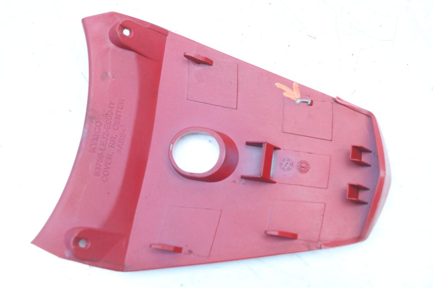 photo de JONCTION CARENAGE ARRIERE SUPERIEUR KYMCO SUPER 8 4T 50 (2021 - 2024) - Autre angle de vue