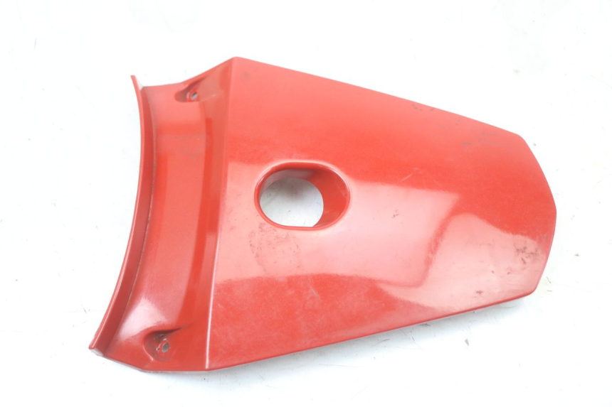 photo de JONCTION CARENAGE ARRIERE SUPERIEUR KYMCO SUPER 8 125 (2008 - 2015) - Zoom état d’usage