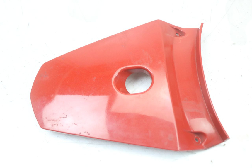 photo de JONCTION CARENAGE ARRIERE SUPERIEUR KYMCO SUPER 8 125 (2008 - 2015) - Autre angle de vue