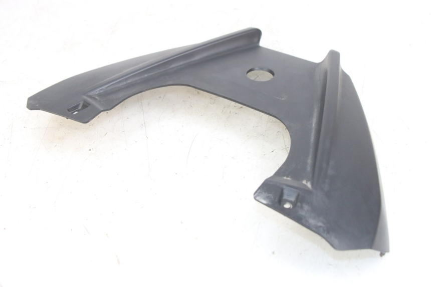 photo de JONCTION CARENAGE ARRIERE SUPERIEUR APRILIA SXR 50 (2021 - 2023) - Détail de la pièce