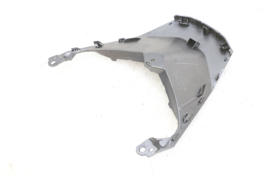 photo de JONCTION CARENAGE ARRIERE SUPERIEUR YAMAHA TRICITY 300 (2020 - 2024) - État de surface