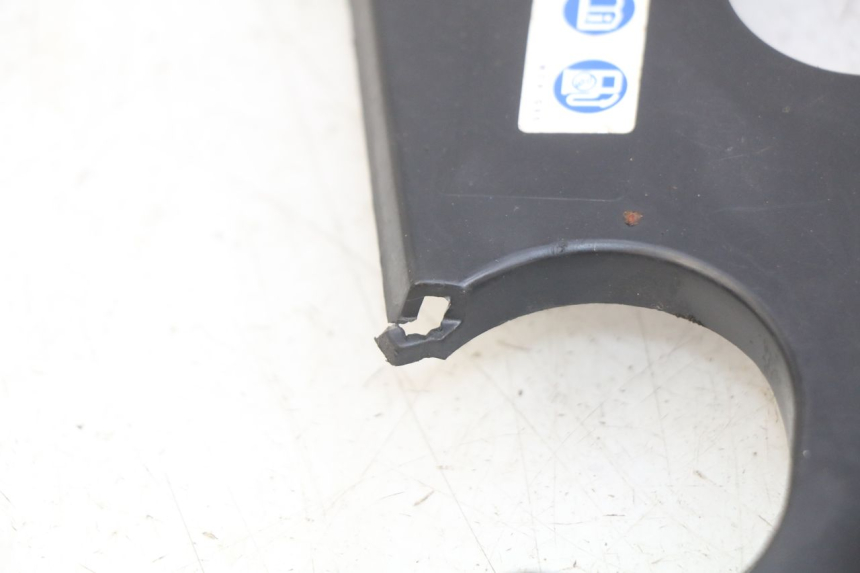 photo de JONCTION CARENAGE ARRIERE SUPERIEUR HONDA VISION NSC R 50 (2013 - 2015) - Vue d’ensemble