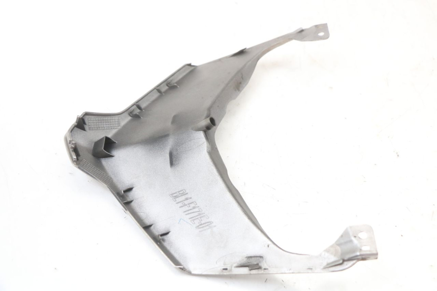 photo de JONCTION CARENAGE ARRIERE SUPERIEUR YAMAHA XMAX X-MAX ABS 125 (2017 - 2020) - Points de fixation