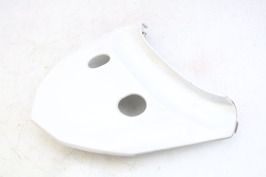 photo de JONCTION CARENAGE ARRIERE SUPERIEUR KYMCO X-TOWN XTOWN 125 (2016 - 2021) - Vue principale