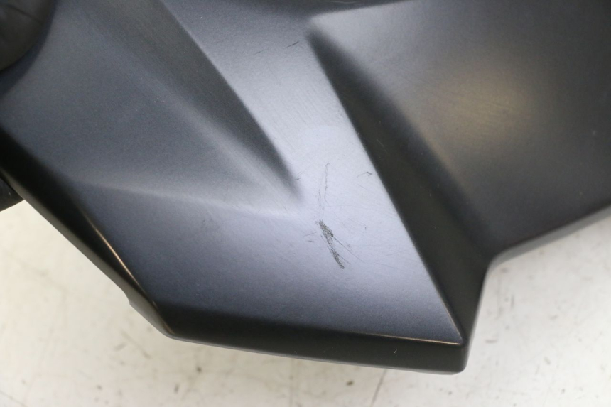 photo de JONCTION CARENAGE ARRIERE SUPERIEUR YAMAHA YP T-MAX TMAX 530 (2017 - 2020) - Détail de la pièce
