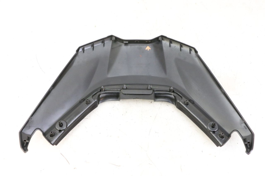 photo de JONCTION CARENAGE ARRIERE SUPERIEUR YAMAHA YP T-MAX TMAX 530 (2017 - 2020) - Zoom état d’usage