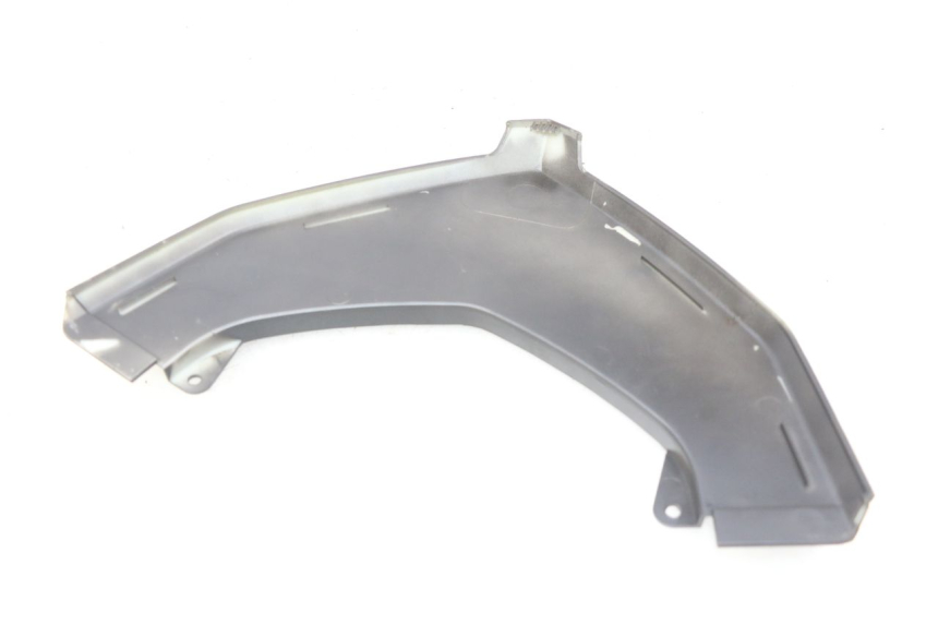 photo de JONCTION CARENAGE ARRIERE SUPERIEUR YAMASAKI YM T 125 (2015 - 2020) - Zoom état d’usage