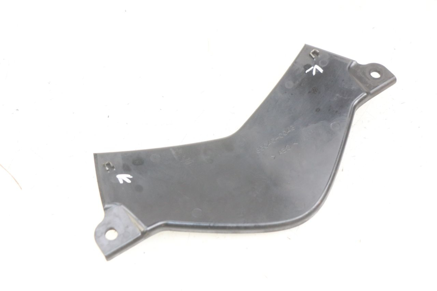 photo de JONCTION CARENAGE ARRIERE SUPERIEUR KAWASAKI Z 750 (2007 - 2013) - Zoom état d’usage