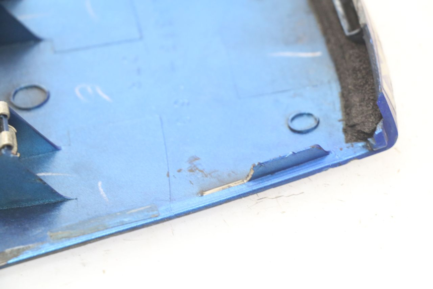 photo de Jonction carénage arrière SUZUKI SV S ABS 650 (2003 - 2009) - Zoom état d’usage