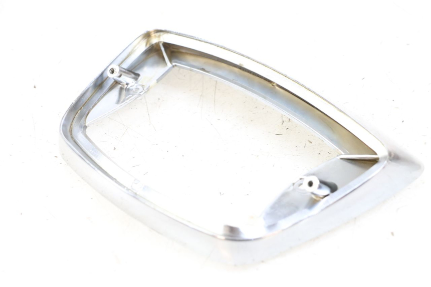 photo de Rear fairing junction PIAGGIO VESPA LX 125 (2005 - 2010) - Vue principale