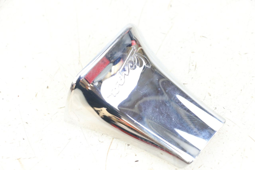 photo de JONCTION CARENAGE ARRIERE PIAGGIO VESPA PRIMAVERA 4T 50 (2021 - 2024) - Vue principale