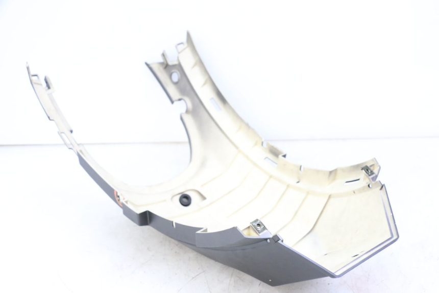 photo de JONCTION CARENAGE ARRIERE JM MOTORS VX 125 (2022 - 2025) - Autre angle de vue