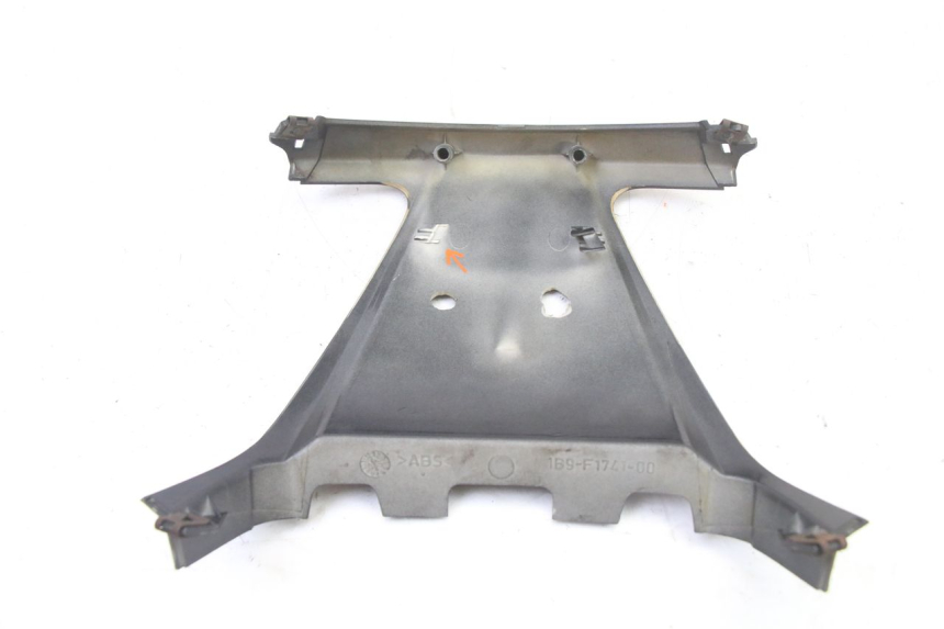 photo de JONCTION CARENAGE ARRIERE YAMAHA XMAX X-MAX 125 (2006 - 2009) - Pièce contrôlée