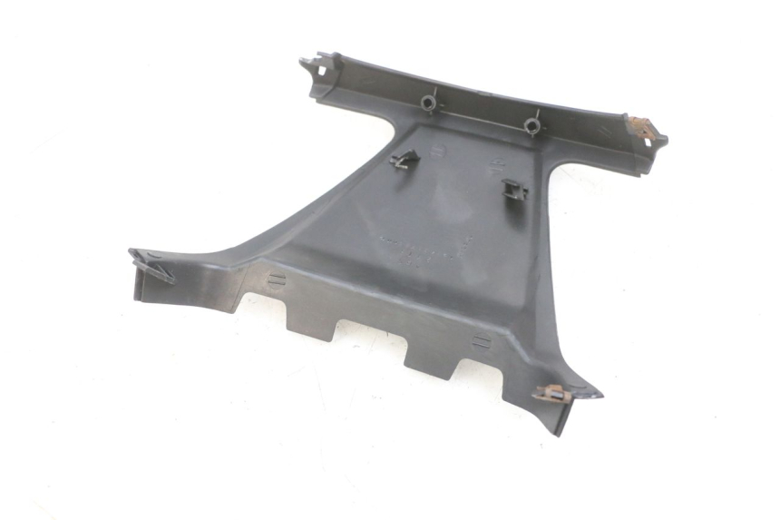 photo de JONCTION CARENAGE ARRIERE YAMAHA XMAX X-MAX 125 (2006 - 2009) - Vue d’ensemble