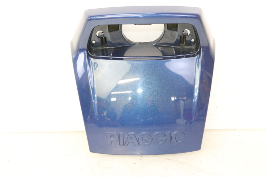 photo de JONCTION CARENAGE ARRIERE PIAGGIO X9 EVOLUTION 125 (2003 - 2007) - Gros plan technique