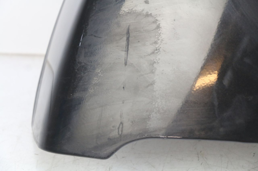 photo de JONCTION CARENAGE ARRIERE PIAGGIO XEVO - X EVO 125 (2007 - 2017) - Gros plan technique