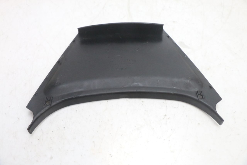 photo de JONCTION CARENAGE ARRIERE YAMAHA XP T-MAX ABS 500 (2005 - 2005) - Zoom état d’usage