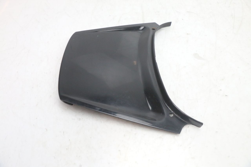photo de JONCTION CARENAGE ARRIERE YAMAHA XP T-MAX ABS 500 (2005 - 2005) - Gros plan technique