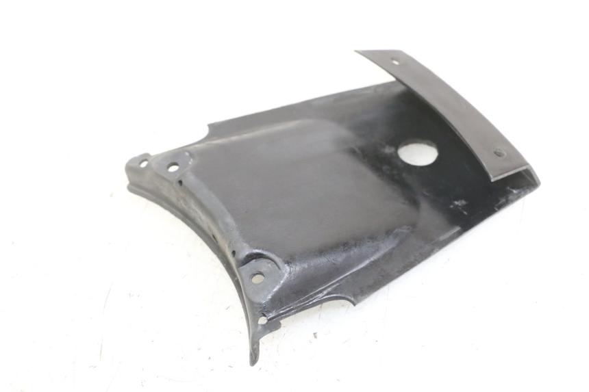 photo de JONCTION CARENAGE ARRIERE YAMAHA BW'S NG NEXT GENERATION 50 (1996 - 2003) - Zoom état d’usage