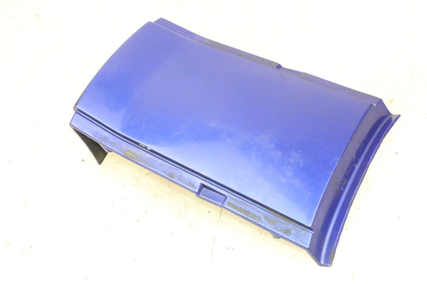 photo de JONCTION CARENAGE ARRIERE YAMAHA FZS FAZER 600 (2001 - 2003) - Gros plan technique