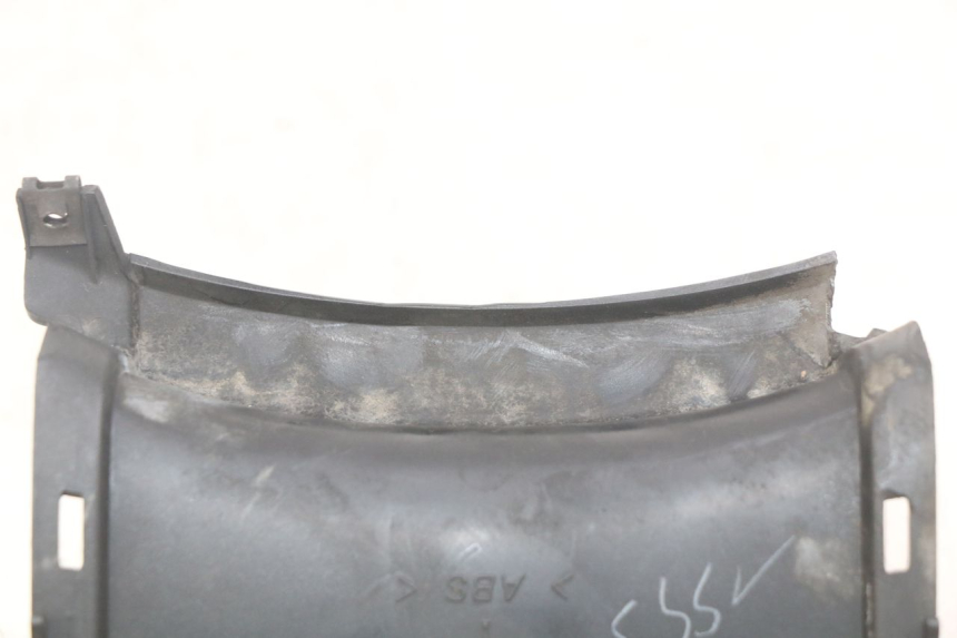 photo de JONCTION CARENAGE ARRIERE YAMAHA YP MAJESTY 125 (2007 - 2010) - Détail de la pièce