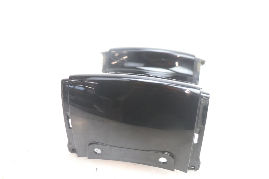 photo de JONCTION CARENAGE ARRIERE YAMAHA YP MAJESTY 125 (2002 - 2006) - Gros plan technique