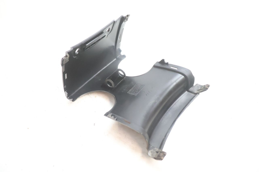 photo de JONCTION CARENAGE ARRIERE YAMAHA YP MAJESTY 125 (2002 - 2006) - Vue d’ensemble