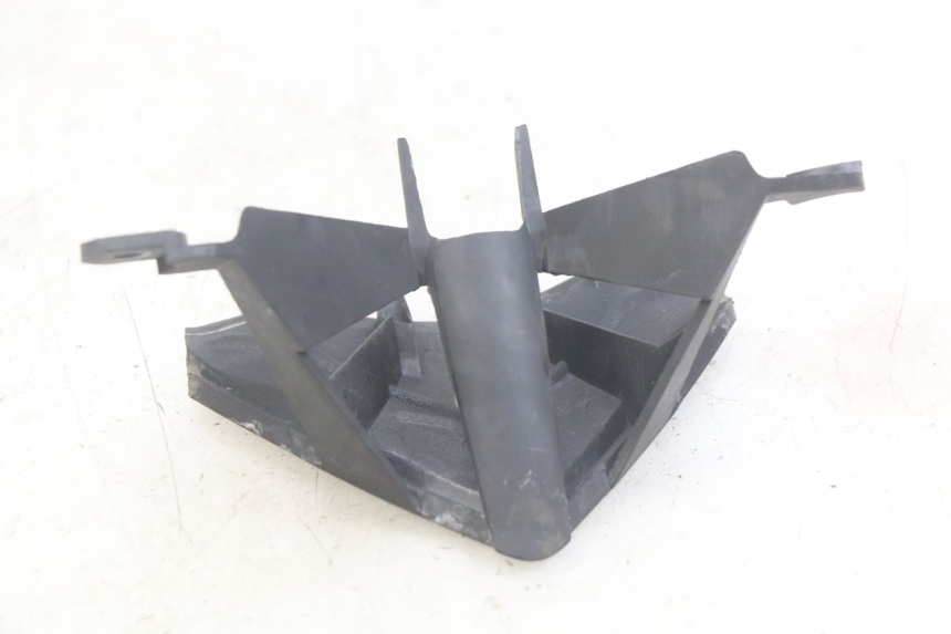 photo de JONCTION CARENAGE AVANT NECO ALEXONE 125 (2017 - 2024) - Détail de la pièce