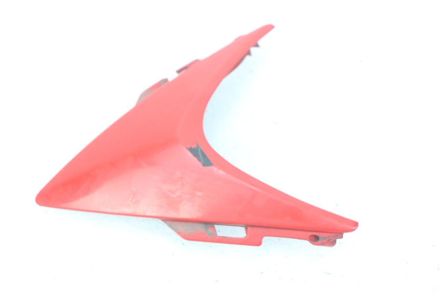 photo de JONCTION CARENAGE AVANT HONDA CBR R 125 (2003 - 2006) - Gros plan technique