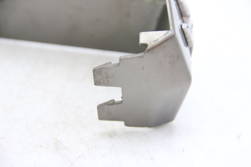 photo de JONCTION CARENAGE AVANT PEUGEOT CITYSTAR 125 (2011 - 2017) - Détail de la pièce