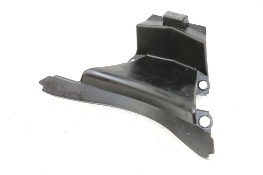 photo de JONCTION CARENAGE AVANT PEUGEOT CITYSTAR 50 (2013 - 2017) - Zoom état d’usage