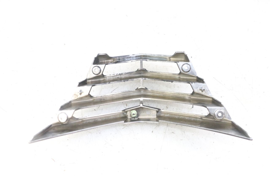 photo de JONCTION CARENAGE AVANT PEUGEOT CITYSTAR 50 (2013 - 2017) - Gros plan technique