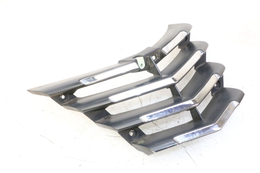 photo de JONCTION CARENAGE AVANT PEUGEOT CITYSTAR 50 (2013 - 2017) - Gros plan technique