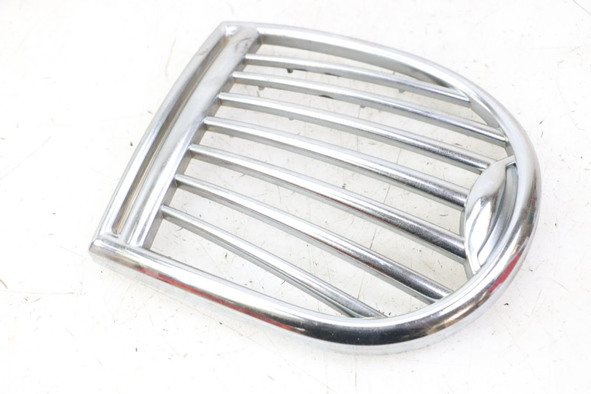 photo de JONCTION CARENAGE AVANT DAELIM BESBI 125 (2007 - 2008) - Autre angle de vue