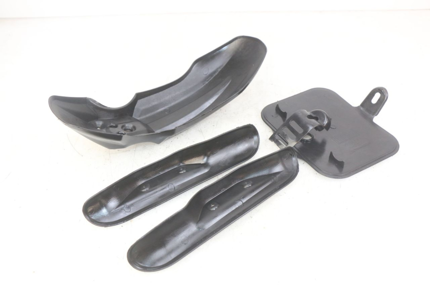 photo de JONCTION CARENAGE AVANT LONCIN DIRT BIKE 125 - Zoom état d’usage